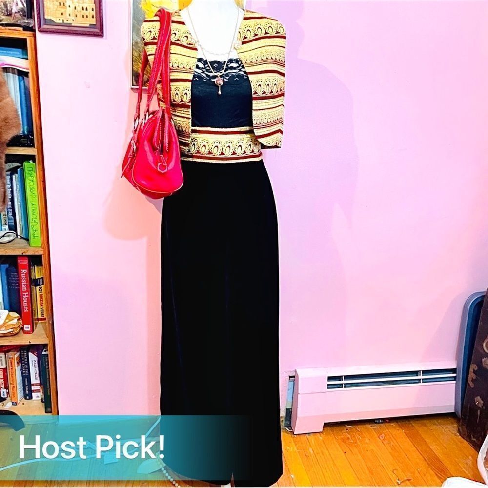 💥Host Pick!💥 Vintage 70s Velvet High Rise Wide Leg Trousers & Cropped Vets Set